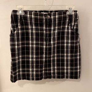 Black plaid skirt